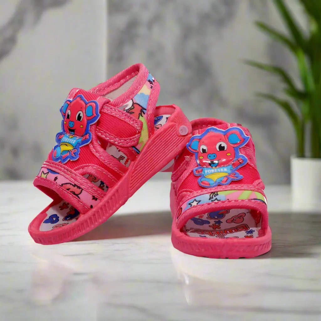 BOOMER CUBS Kids Girls  Chu Chu Musical Appu Sandals