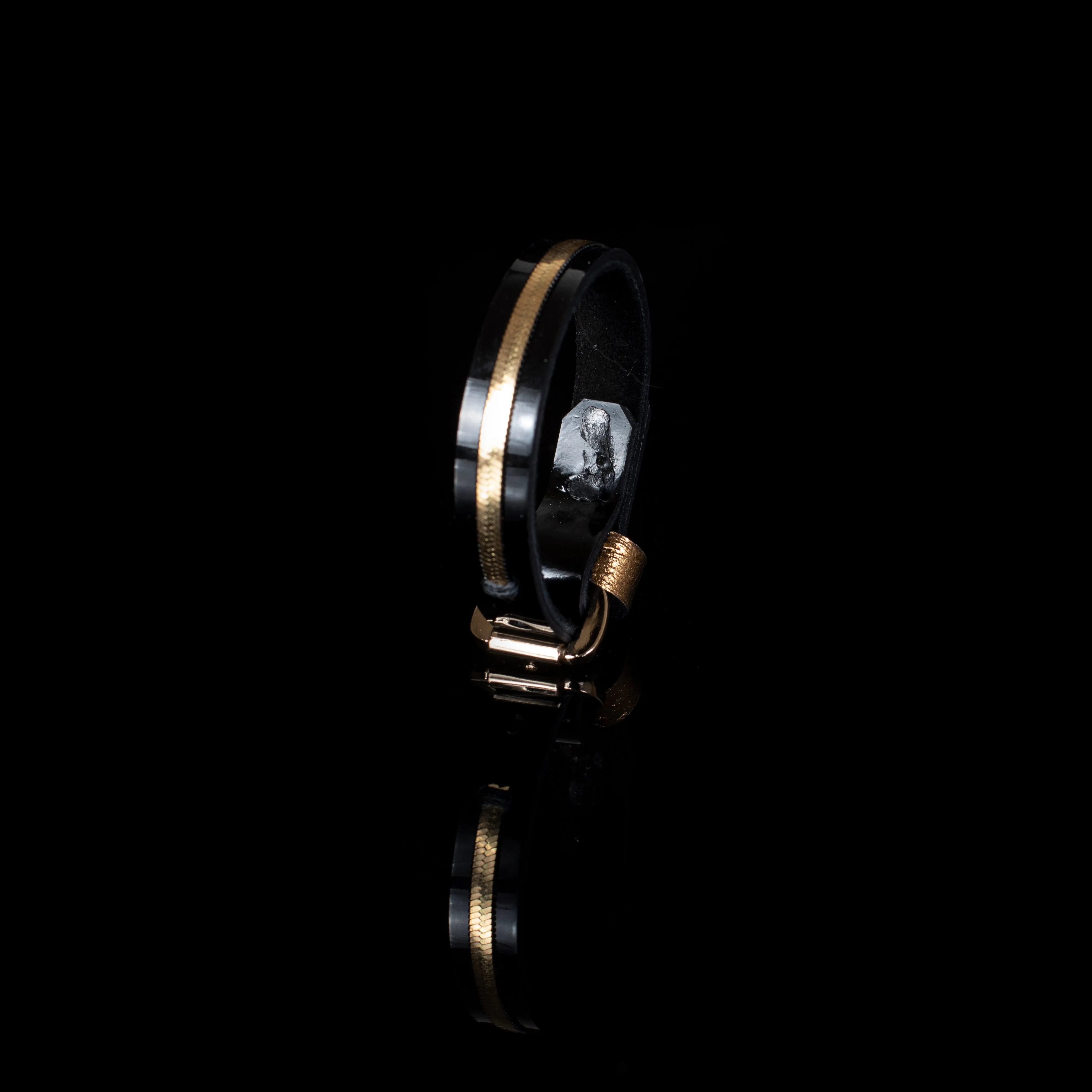 The Gold Stackable Leather Bracelet