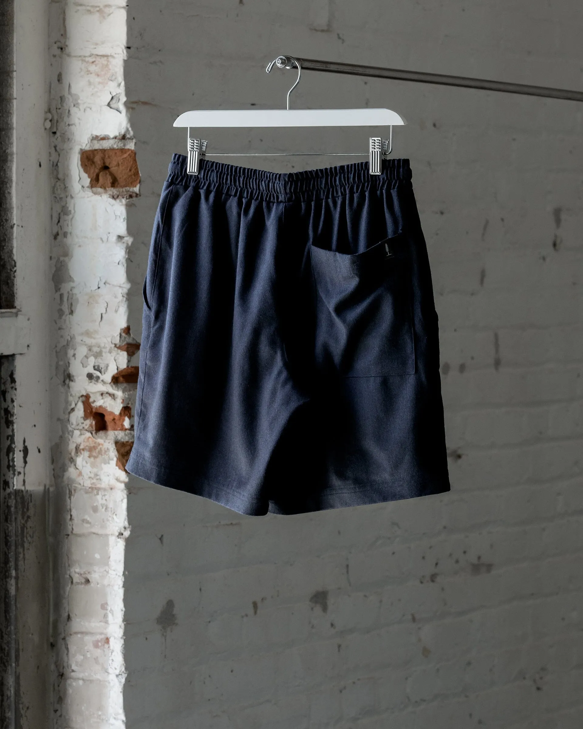 The Mens Light Wool Short
