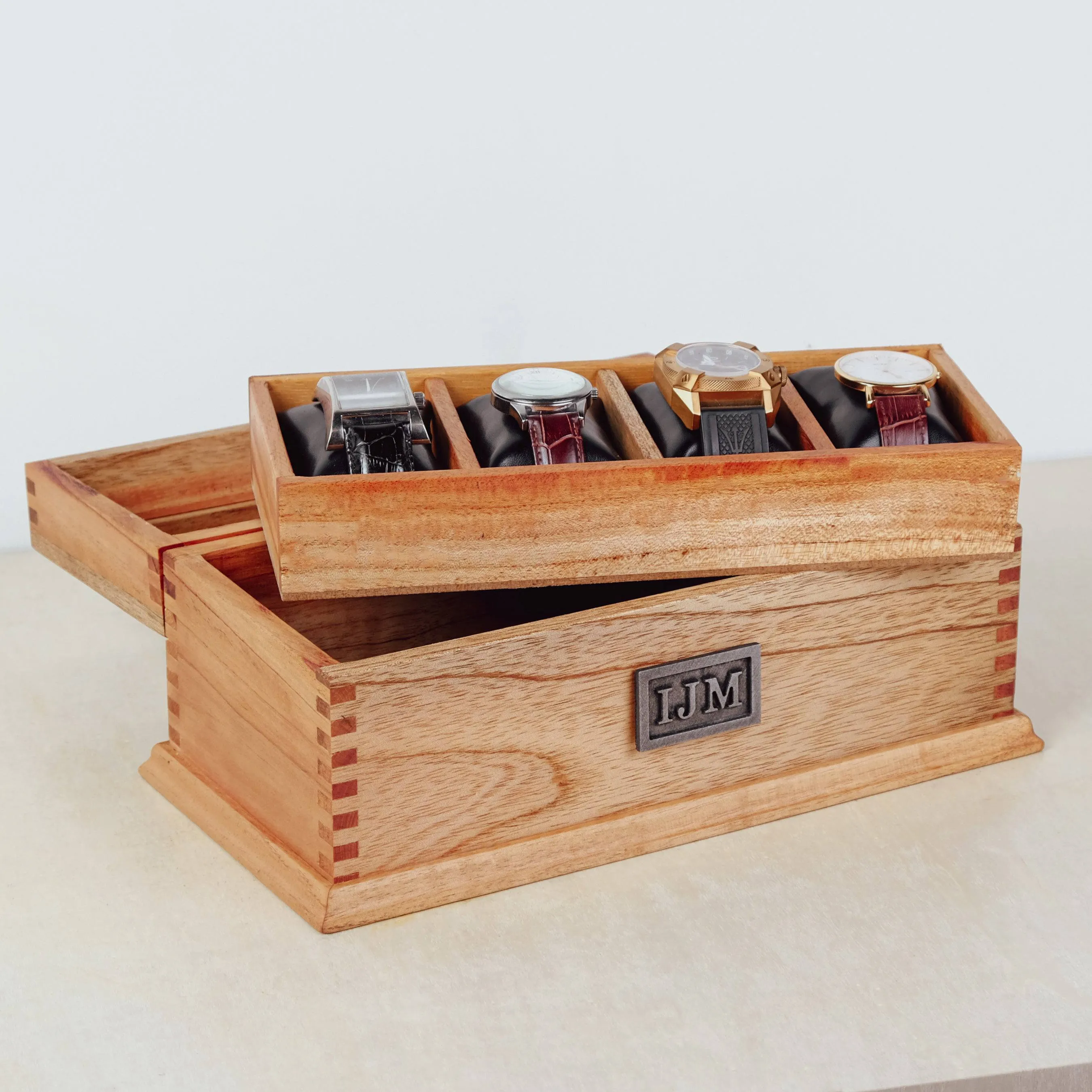 Watch Box N.4 with Secret Compartment - Cedar Wood
